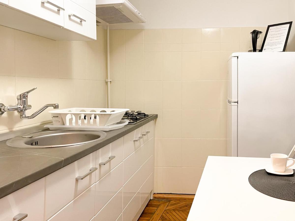White Moon Apartment Braşov Dış mekan fotoğraf