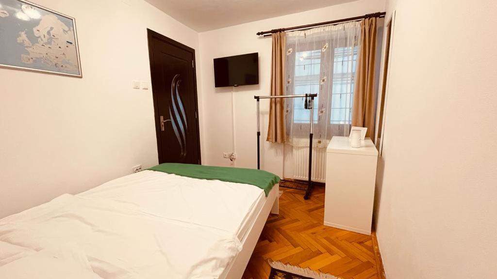 White Moon Apartment Braşov Dış mekan fotoğraf
